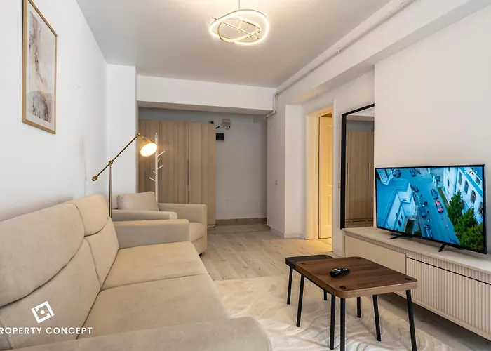 922 Apartment *
